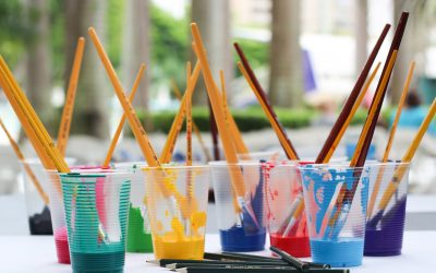 How to Start an Arts and Crafts Class