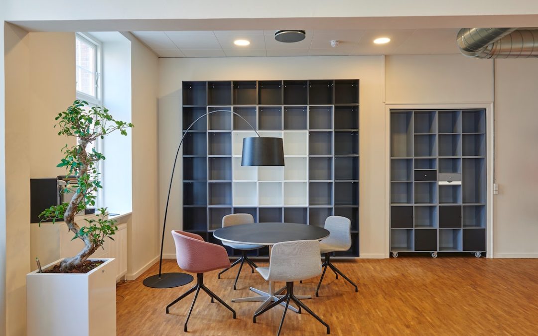 Choosing the Right Materials and Finishes for Your Office Interior Design